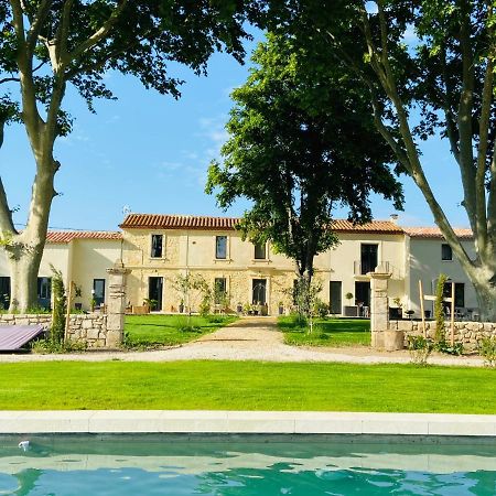 Mas Des 2 Platanes Bed and Breakfast Arles Buitenkant foto