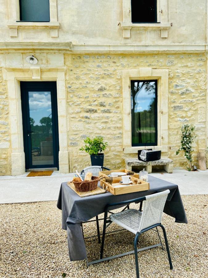 Mas Des 2 Platanes Bed and Breakfast Arles Buitenkant foto