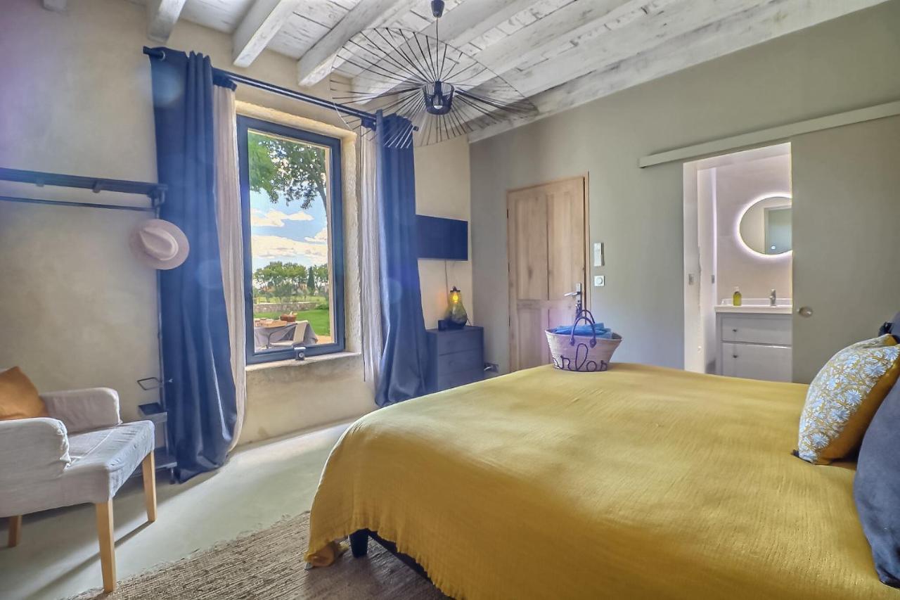 Mas Des 2 Platanes Bed and Breakfast Arles Buitenkant foto