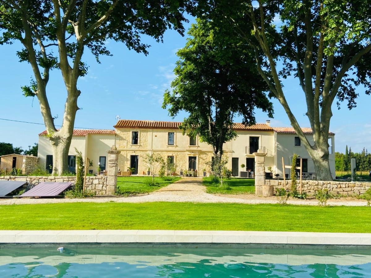 Mas Des 2 Platanes Bed and Breakfast Arles Buitenkant foto